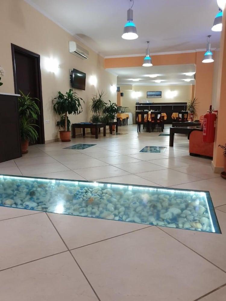 Romantica Hotel Agia Pelagia  Buitenkant foto